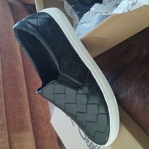 La Sheelah black shoes